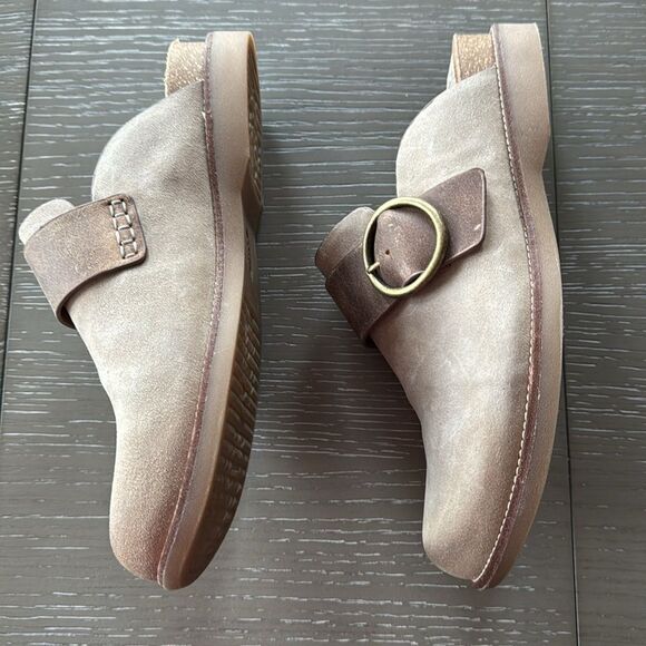 Sofft Beige and Brown Mules with Buckle - Picture 4 of 12